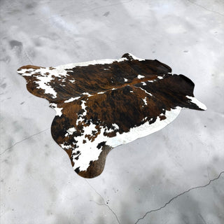 6.2x6.2ft Brazilian cowhide rug (z12)