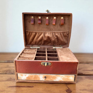 Rayo tooled leather y cowhide