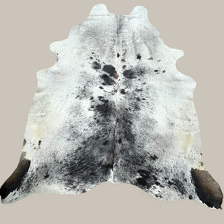 6-7’ salt pepper cowhide (M07)