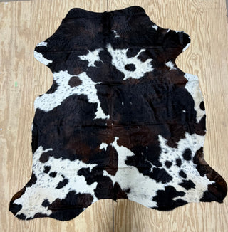 Brown & white Cowhide 7-5’ special (A9)