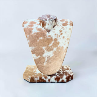 Tan all cowhide necklace display (u11)