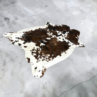 6x5.8ft Brazilian cowhide rug (z29)