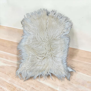 Natural white longhair goat lambskin