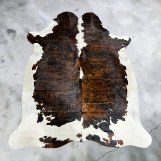 6.7x6ft Brazilian cowhide rug (z8)