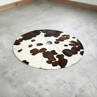 5x5ft all cowhide tree skirt