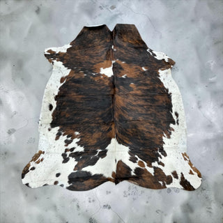 6x6ft Brazilian cowhide rug (c5)