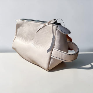 White BootStitch toiletry bag