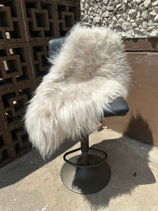 Pearl Tone Icelandic Sheepskin Rug 2x3'