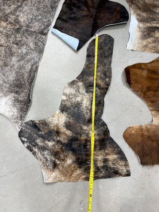 Genuine cowhide scraps (g11)