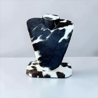 Black/White all cowhide necklace display (u02)