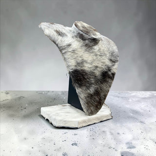 All cowhide necklace display (a26)