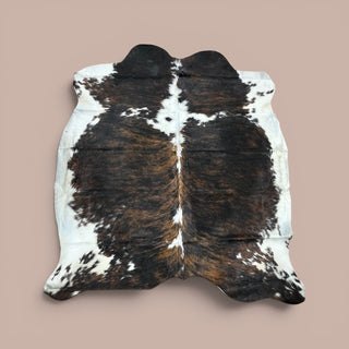 6x5.4ft Brazilian cowhide rug (s03)
