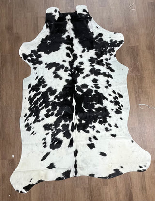 7-8’ Brazilian cowhide rug (v05)