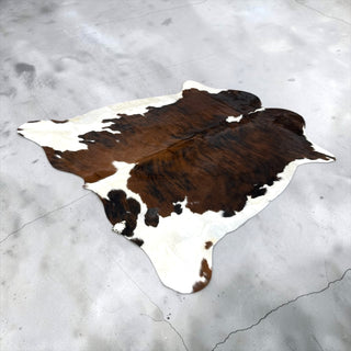 6.2x6ft Brazilian cowhide rug (z20)