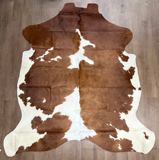 7-8’ Brazilian cowhide rug (v06)