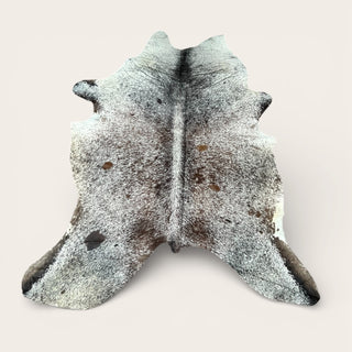 6-7’ salt pepper cowhide rug (n02)