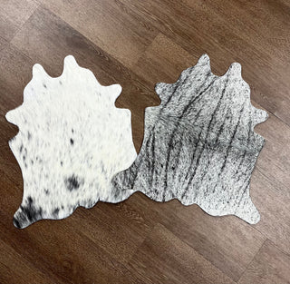 Small calf hides (set of two) H