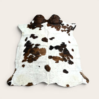 6-7’ Brazilian cowhide rug (r14)