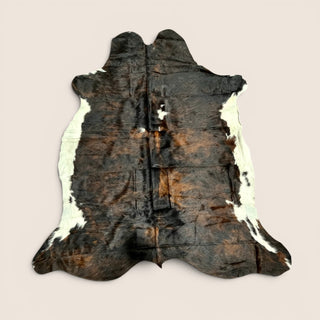 6.7x6.2’ Brazilian cowhide rug (v06)