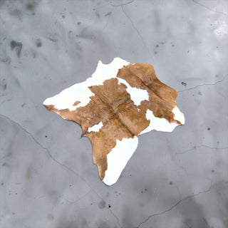 3.2x2.8ft calf hide (l6)