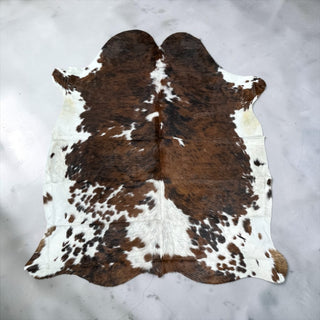 6.6x5.8ft Brazilian cowhide rug (b14)