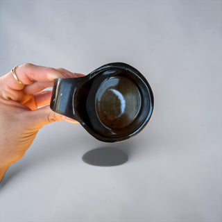 Horn shot cup