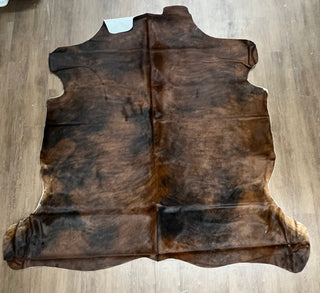 7-8’ Brazilian cowhide rugs (v13)