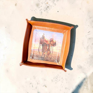 Saddle leather tray