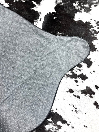 6-7’ black/white cowhide rug