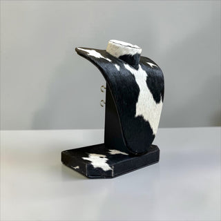 Small All cowhide necklace display (a13)