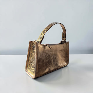 Metallic shoulder bags