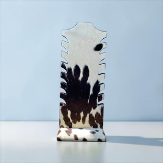 All cowhide necklace display (m19)