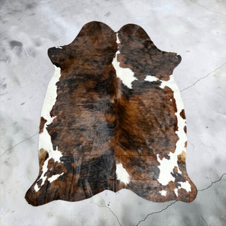 6.3x6.3ft Brazilian cowhide rug (z23)
