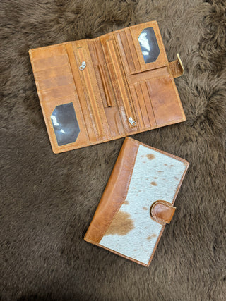 Tan Cowhide Bifold wallet