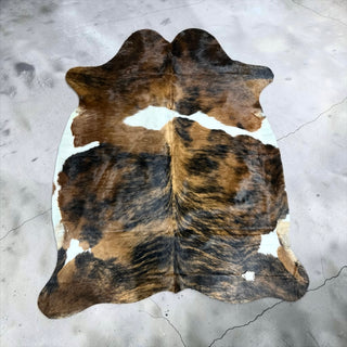 6.10x5.5ft Brazilian cowhide rug (z7)