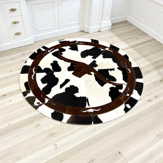 5x5’ Longhorn cowhide patchwork rug