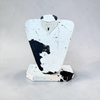 Black/white all cowhide necklace display (u03)