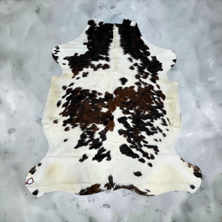 6.11x6ft Brazilian cowhide rug (c10)