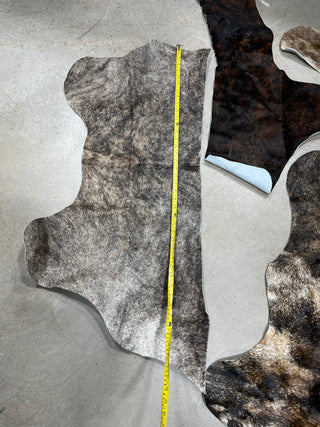 Genuine cowhide scraps (g11)