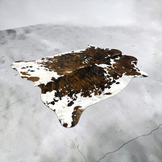6.11x5.8ft Brazilian cowhide rug (z11)