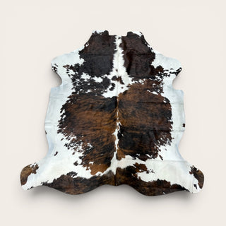 6.8x6.4ft Brazilian cowhide rug (f16)