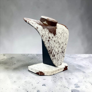 All cowhide necklace display (a25)