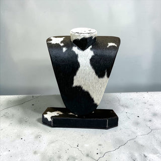 Small All cowhide necklace display (a13)