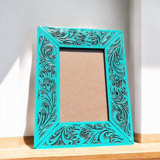 6x4” Turquoise tooled leather picture frame