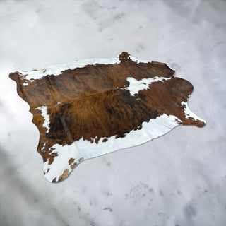 5.8x5.7ft Brazilian cowhide rug (b04)