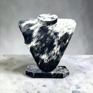 All cowhide necklace display (a23)