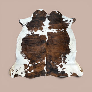 5.8x5.8ft Brazilian cowhide rug (s05)