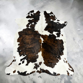 6.2x5.11ft Brazilian cowhide rug (a12)