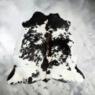 5.11x5.9ft Brazilian cowhide rug (a17)
