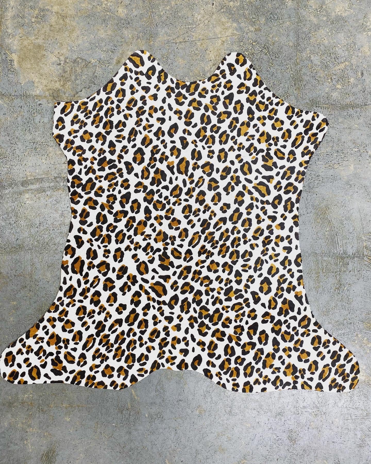Leopard Print on White calve